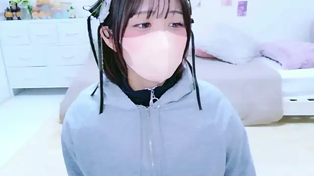 Hinata Sun online show from 07-20-26, 01:46