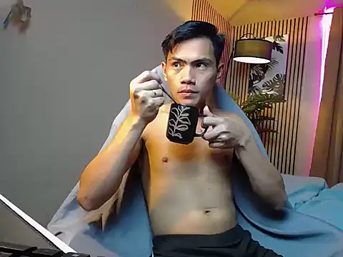 alex cummer online show from 09-12-25, 01:33