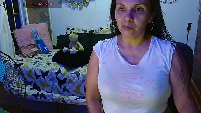 Milf Fantassyy online show from 03-27-26, 05:13