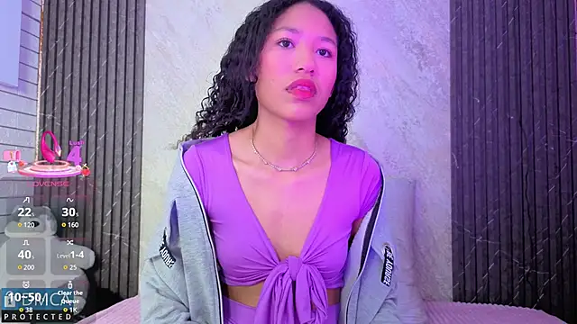 Snapshot of Kiara_Zahiri__ chatting on 10-15-25, 11:10 Kiara Zahiri online show from 10-15-25, 11:10