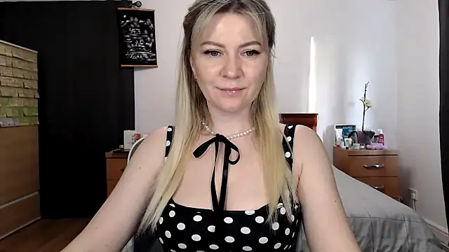 ParadiseAlina online show from 04-23-26, 06:54