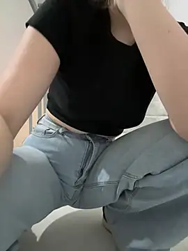 Cumonmme online show from 11-03-25, 08:21