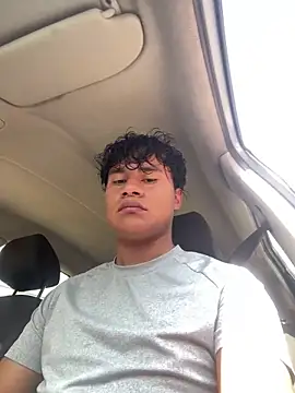 VRGUD0N19cm online show from 04-11-26, 08:24