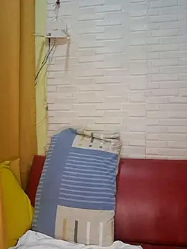 hotlyn45 online show from 02-14-26, 02:41