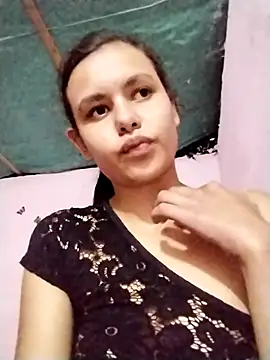 Snapshot of marisolcardona chatting on 10-20-25, 12:22 marisolcardona online show from 10-20-25, 12:22