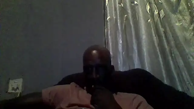 longdickson12345 online show from 03-10-26, 11:21