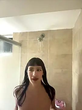 Snapshot of lunaasexxx0 chatting on 10-05-25, 12:09 lunaasexxx0 online show from 10-05-25, 12:09