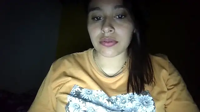 Snapshot of zairabreze chatting on 07-25-26, 02:53 zairabreze online show from 07-25-26, 02:53