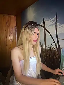 Snapshot of Samantha_loch chatting on 06-05-26, 12:55 Samantha loch online show from 06-05-26, 12:55