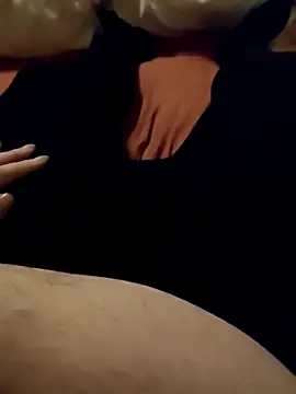 Snapshot of Bobybi chatting on 02-03-26, 04:12 Bobybi online show from 02-03-26, 04:12