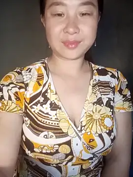 suki-lady online show from 10-20-25, 03:56