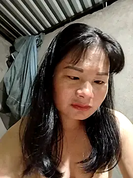 kute-00 online show from 10-25-25, 09:42