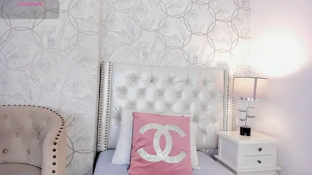 amara rousse online show from 01-18-26, 11:36