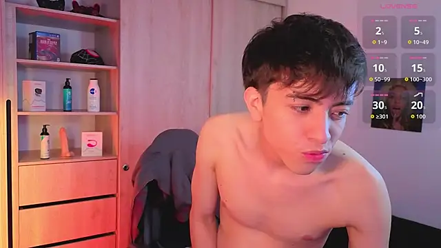 onlinenico online show from 09-12-25, 08:42