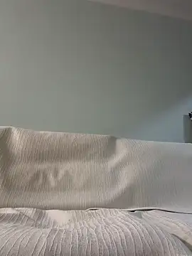 miniyellower online show from 10-25-25, 12:02