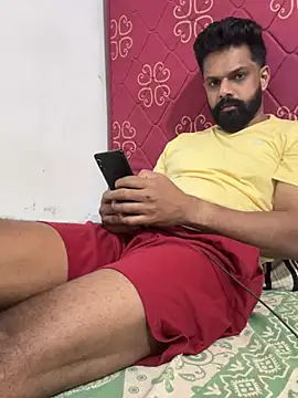 Snapshot of Vineeth3906 chatting on 05-10-26, 08:30 Vineeth3906 online show from 05-10-26, 08:30