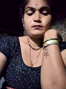 Kavya hot online show from 10-31-25, 03:57