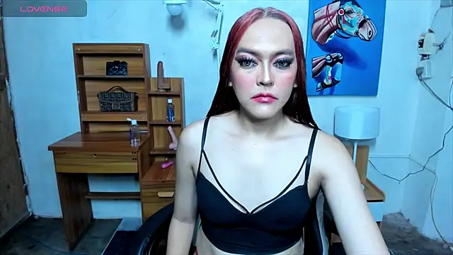 Snapshot of QueenCasandra chatting on 09-28-25, 05:40 QueenCasandra online show from 09-28-25, 05:40
