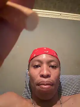 Snapshot of Tookey012 chatting on 09-17-25, 04:30 Tookey012 online show from 09-17-25, 04:30