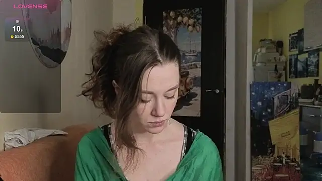 SkyHelen online show from 04-10-26, 07:02