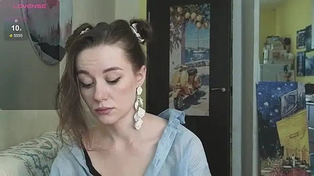 SkyHelen online show from 04-15-26, 06:53