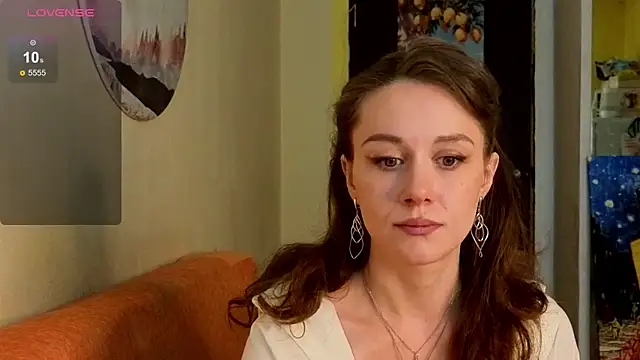 Snapshot of SkyHelen chatting on 05-12-26, 07:27 SkyHelen online show from 05-12-26, 07:27