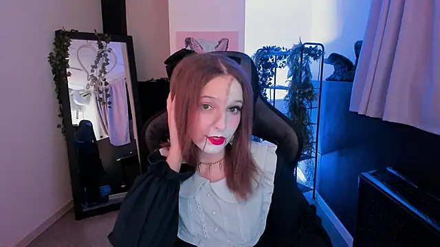 JenniferKiim online show from 10-31-25, 02:29