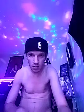 Snapshot of OchreTango466 chatting on 10-31-25, 10:05 OchreTango466 online show from 10-31-25, 10:05