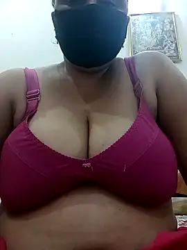 Rakhi sawant143 online show from 10-31-25, 02:56