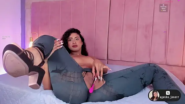 agatha jener online show from 09-12-25, 01:44