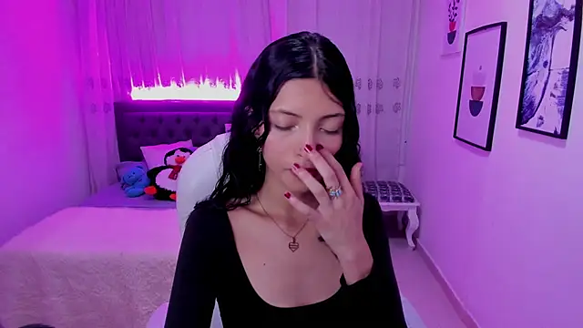 Mia Clay1 online show from 11-27-25, 08:00