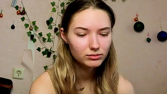  kikiclark   online show from 02-13-26, 11:50