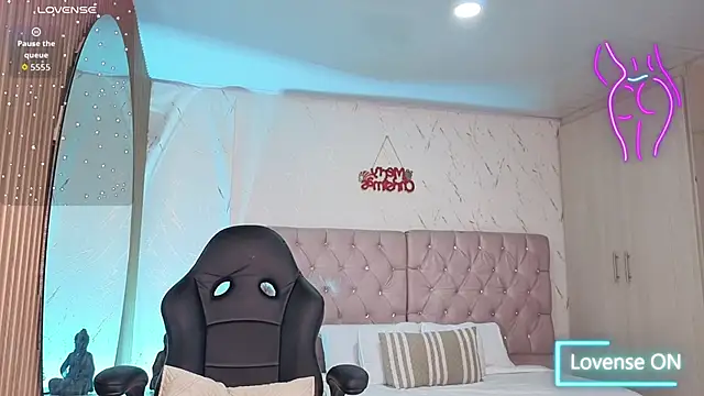 eliza eup online show from 12-14-25, 07:40