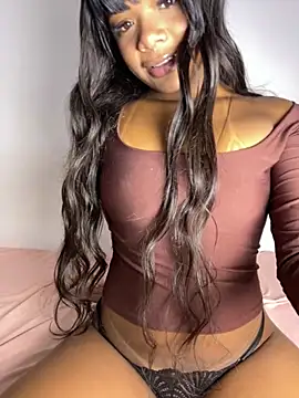 Snapshot of SereiaHott chatting on 03-12-26, 05:41 SereiaHott online show from 03-12-26, 05:41