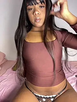 Snapshot of SereiaHott chatting on 03-16-26, 05:02 SereiaHott online show from 03-16-26, 05:02