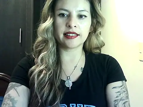 Valery  Rouse  online show from 03-22-26, 08:23