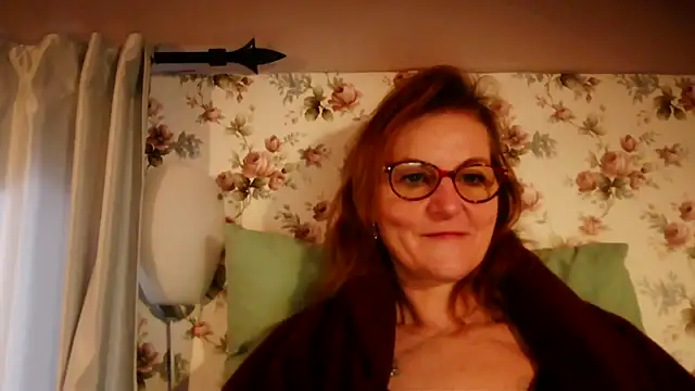 Valinella online show from 02-17-26, 07:16