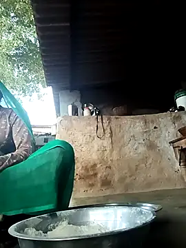 Snapshot of Hot-honi chatting on 09-26-25, 12:47 Hot-honi online show from 09-26-25, 12:47