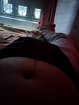 Ravi272 online show from 10-23-25, 01:05