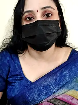 Monica cams online show from 12-17-25, 03:45