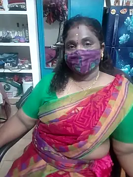 Snapshot of Tamil_Kavitha10 chatting on 04-26-26, 01:31 Tamil Kavitha10 online show from 04-26-26, 01:31