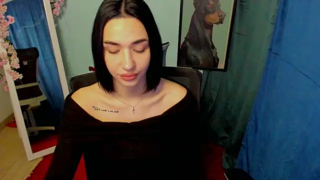 Snapshot of Bella_Night4 chatting on 12-19-25, 07:48 Bella Night4 online show from 12-19-25, 07:48