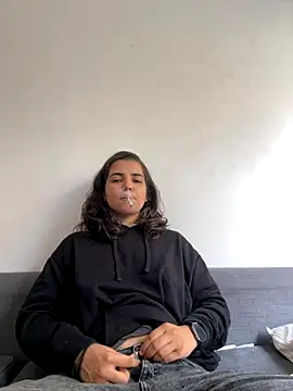 Snapshot of bruninhapt chatting on 09-11-25, 03:34 bruninhapt online show from 09-11-25, 03:34