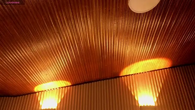  Charlotte Collins  online show from 01-10-26, 02:08