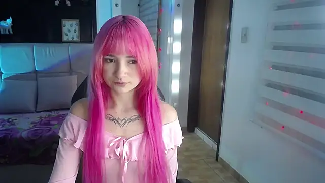  Charlotte Collins  online show from 04-11-26, 02:21