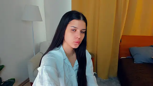 JoCauterucci online show from 11-08-25, 06:46