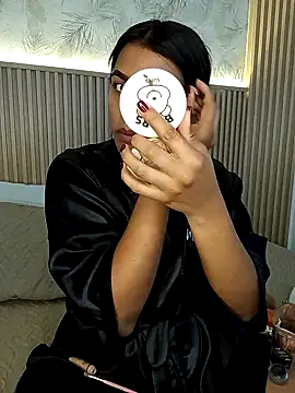 Liss-Reyes online show from 10-31-25, 12:17