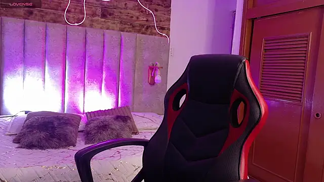 Emma visconti online show from 10-17-25, 12:30