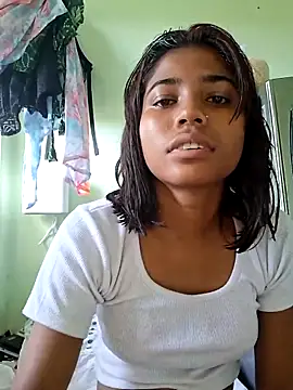 Snapshot of _sexy-queen chatting on 09-28-25, 05:35 sexy-queen online show from 09-28-25, 05:35