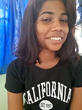 Snapshot of _sexy-queen chatting on 09-29-25, 11:15 sexy-queen online show from 09-29-25, 11:15